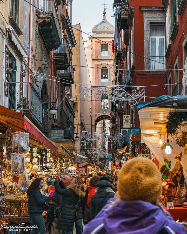 Baubo Sulla Via Dei Presepi By Napoliapartments Екстер'єр фото